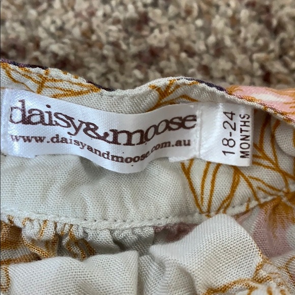 Daisy & Moose jumper - Picture 2 of 3